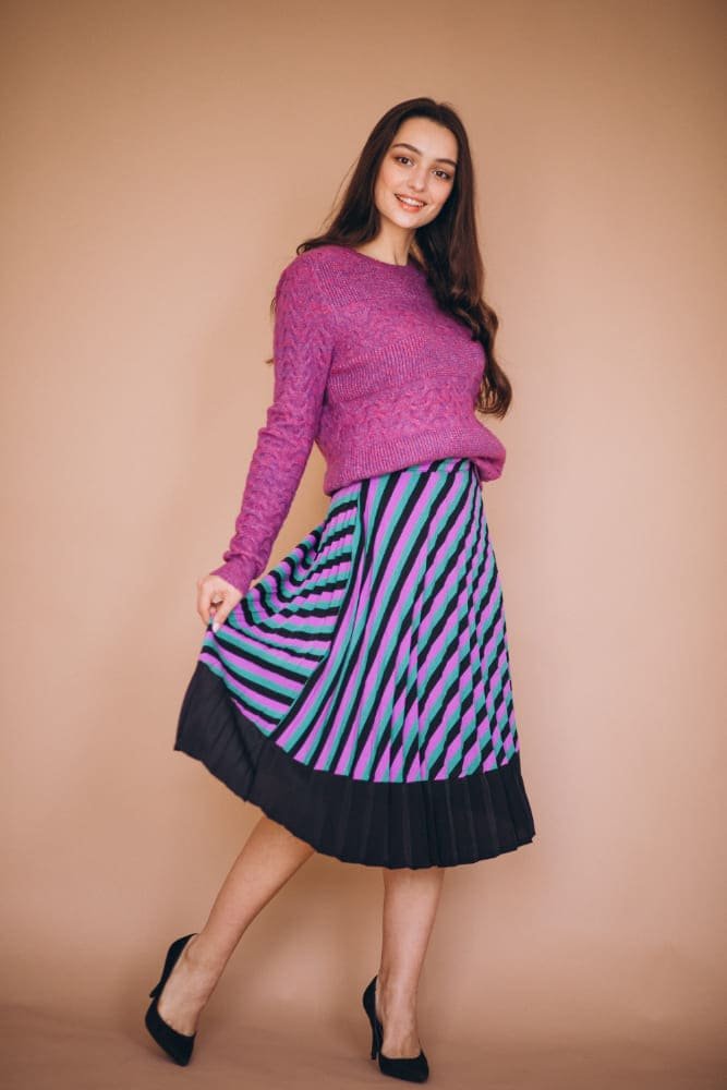 purple skirt