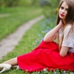 Wear a Long Skirt Elegantly